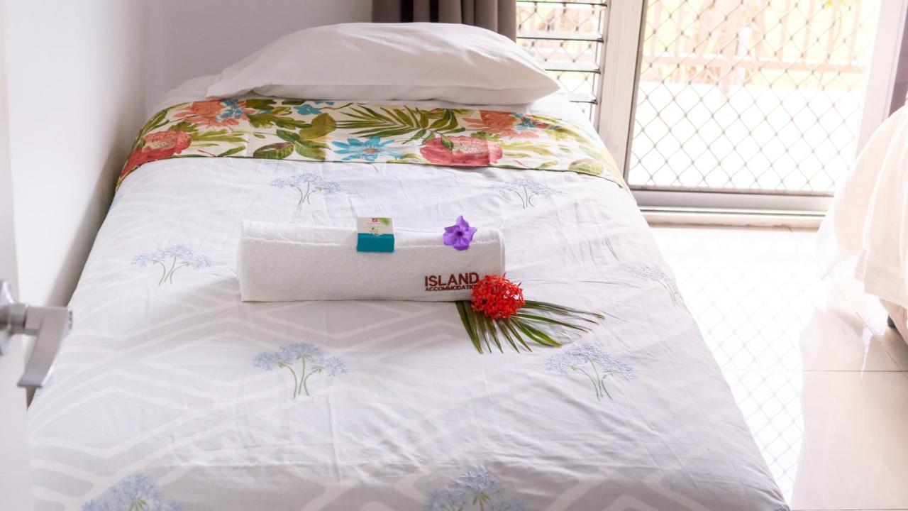 Island Accommodation 68 Extension Street Сува Екстериор снимка